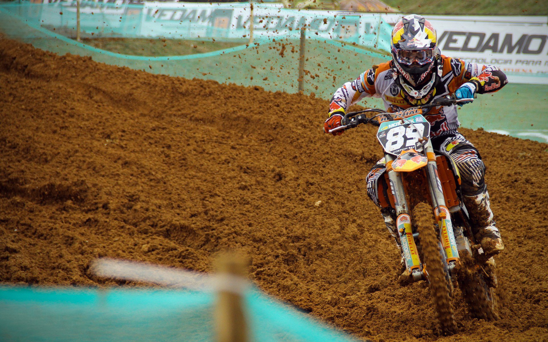 开云下载-卡马文加攻防两端统治级演出！南美风暴席卷巴黎，秘鲁爆冷击溃法国