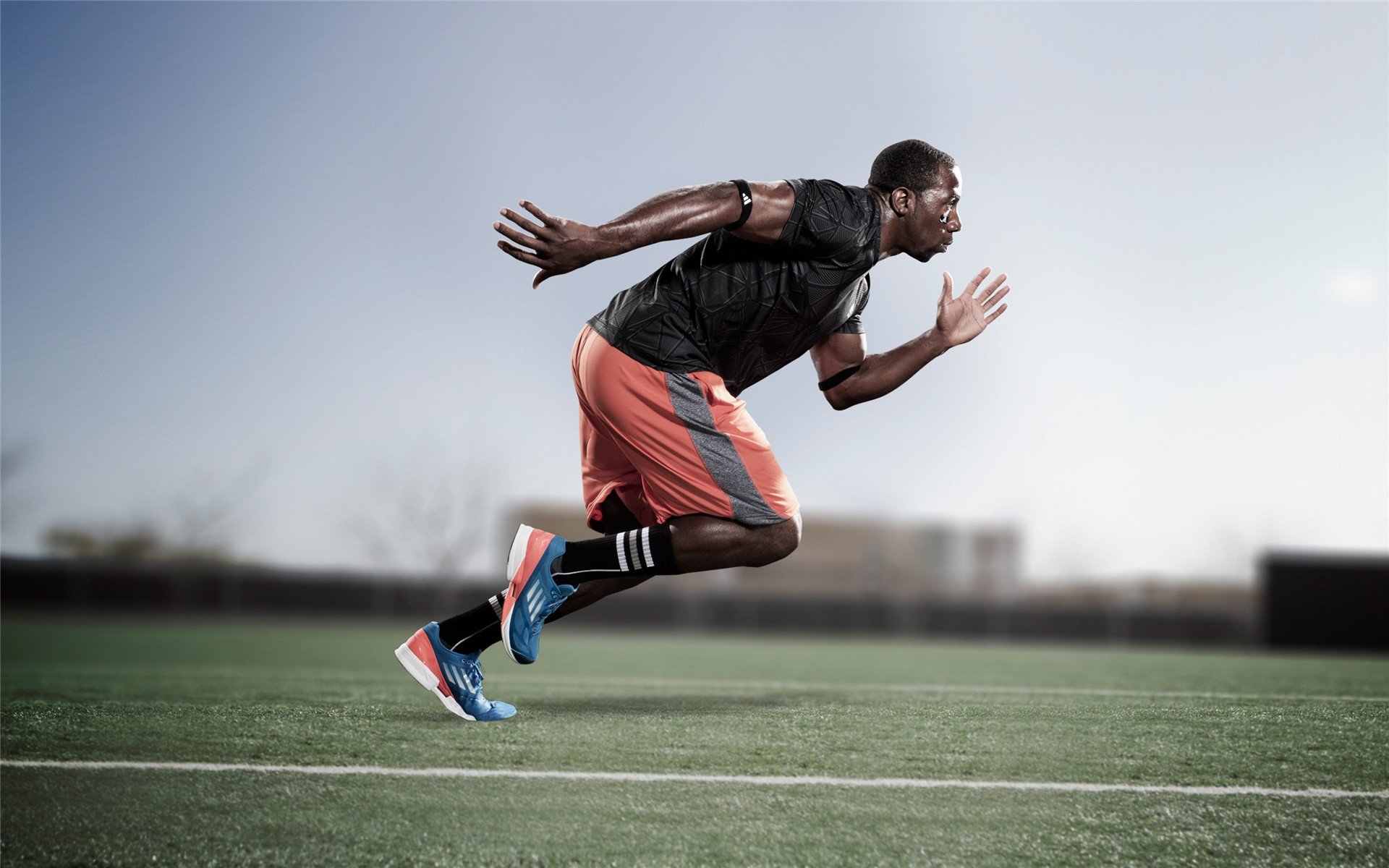 开云体育下载-体育双城记，西甲国家德比硝烟弥漫，雷霆爆冷淘汰勇士引爆NBA